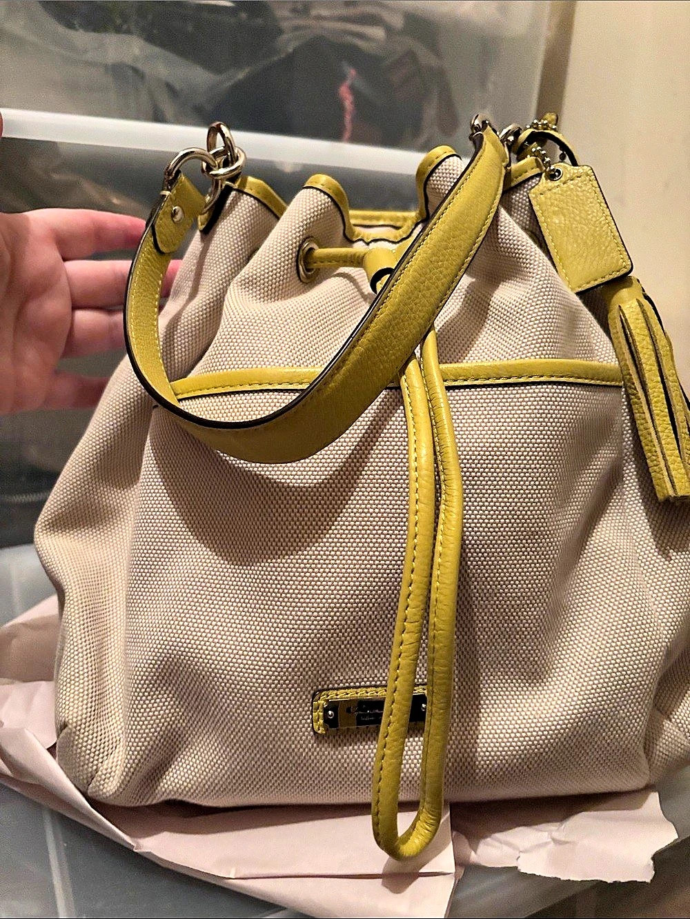 Coach Avery Canvas Drawstring Bucket Bag LIKE NEW!!!